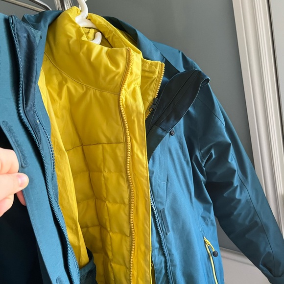 Wind River 3-in-1 Coat - Picture 4 of 5